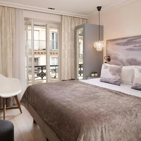 Monsieur & 4* Parigi
