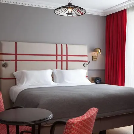 Hotel Monsieur &